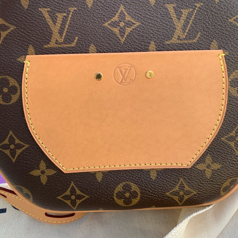 Sold Louis Vuitton Boite Chapeau Mm - Picture 8 of 15